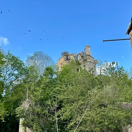 Grange A Grains A L'ombre D'une Tour Tournebu