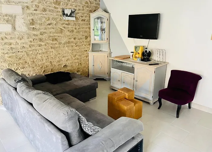 Grange A Grains A L'ombre D'une Tour * Tournebu